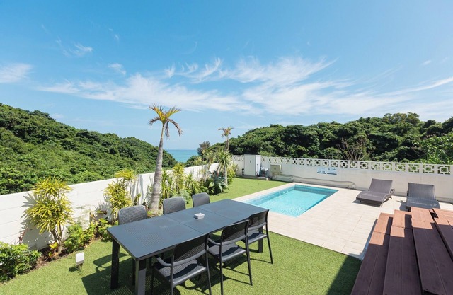 Familly cottage with poolH / Kunigami-gun Okinawa