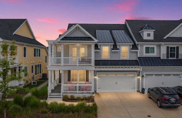 Family Friendly Bayside Villa- Sleeps 17- Pond View- 6 Bedroom