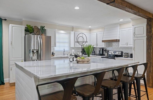 Family Friendly Home with Hot Tub and Firepit