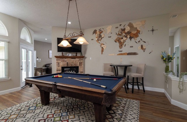 Pool, Games, Fenced Yard & Outdoor Bar in McKinney