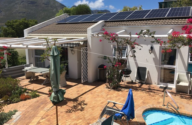Casa de vacaciones ideal para familias con mucho sol, piscina y maravillosas vistas