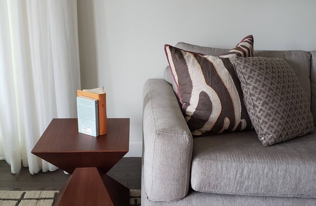 Family Friendly with AC and only 5 minutes to the beach!