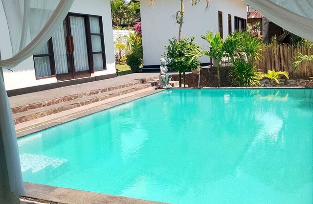 2BR Villa ,full furnished villa, swimming pool. Near beach & big Garden