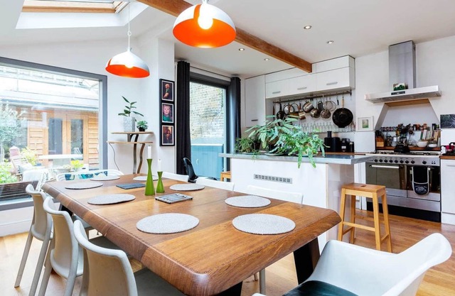 HASTA 20% DE DESCUENTO - Casa boutique de 4 camas, ubicada en el moderno Stoke Newington (Veeve)