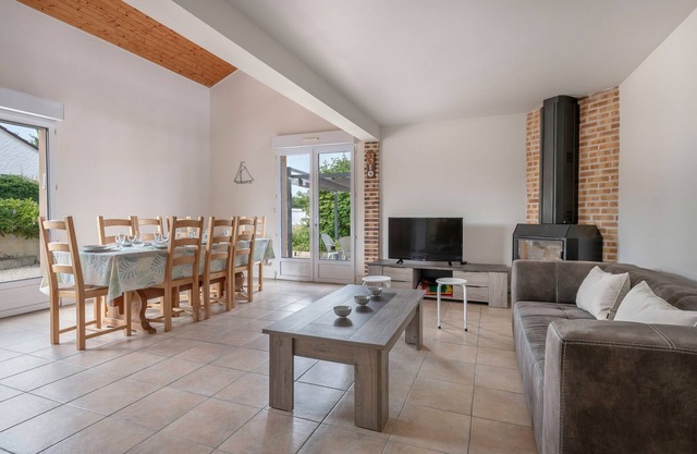 Casa tranquila 10p 200m mar