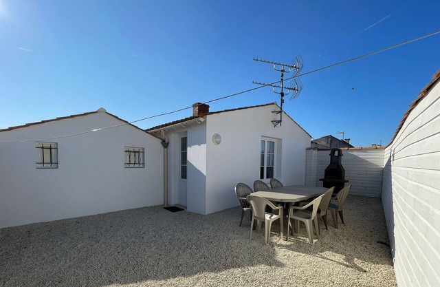 Casa familiar en Talmont-Saint-Hilaire con patio privado