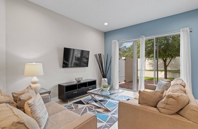 Family Home: Clubhouse, Themed Rooms & Backyard