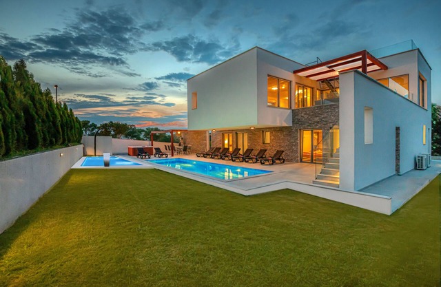 Leon's Holiday Resort Villa 3