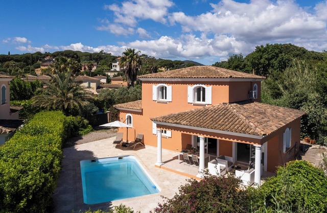 Family villa with pool in Sainte-Maxime