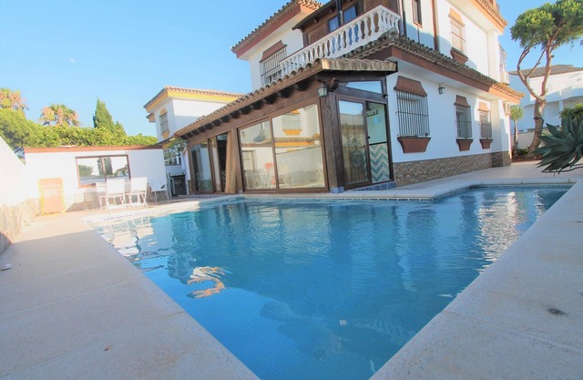 Fantástica villa para desconectar y relaxing junto al punto mágico de Chiclana