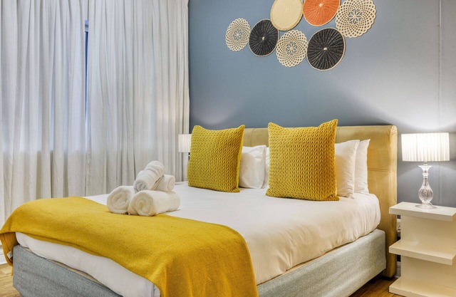 Fantastic 1 Bedroom Apartment Overlooking V&A Waterfront