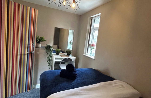 Fantastic 5-bedroom house with WiFi in Kingston upon Hull