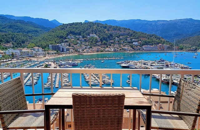Impresionante apartamento con vistas espectaculares sobre el Puerto de Sóller