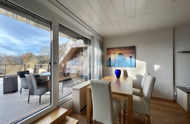 Fantástico apartamento dúplex en la ladera sur sobre el Rursee en el Parque Natural Eifel