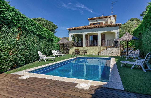 Fantástica Family Villa cerca de la playa con piscina privada, jardín, aire acondicionado y Wi-Fi