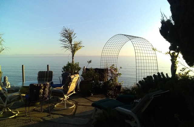 Estudio Fanti-Sea con vista panorámica increíble !! Todo el patio trasero para ustedes.