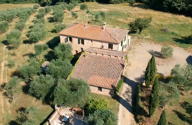 Belvedere: casa de campo con impresionantes vistas, a 10 metros de Siena