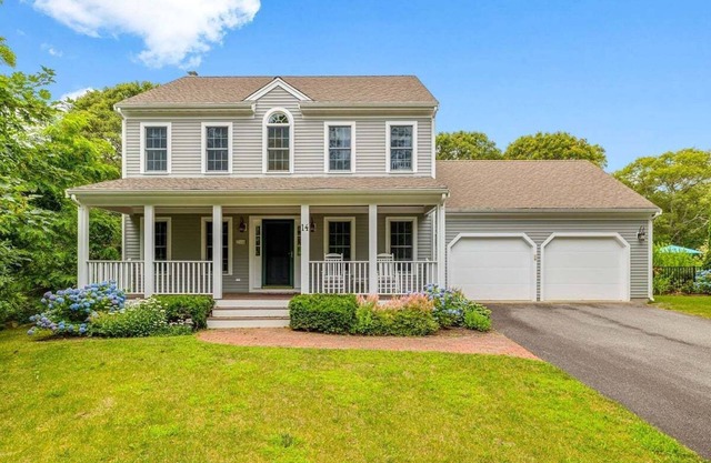 Feather Bedder Than Most: 014-D Upscale, Private, Heated Pool, Near Beaches