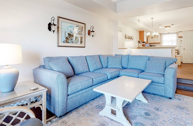 Fenwick Island home with beach access, pool, central AC & private washer/dryer