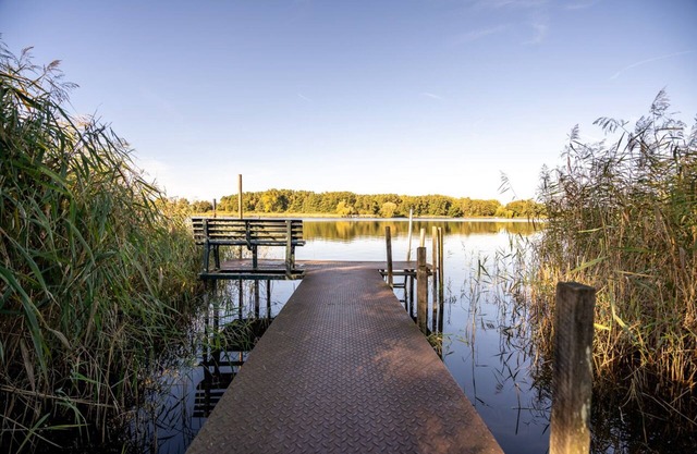 Ferienhaus Haus am See mit Wasserblick, Wasserzugang und Eigenem Bootssteg