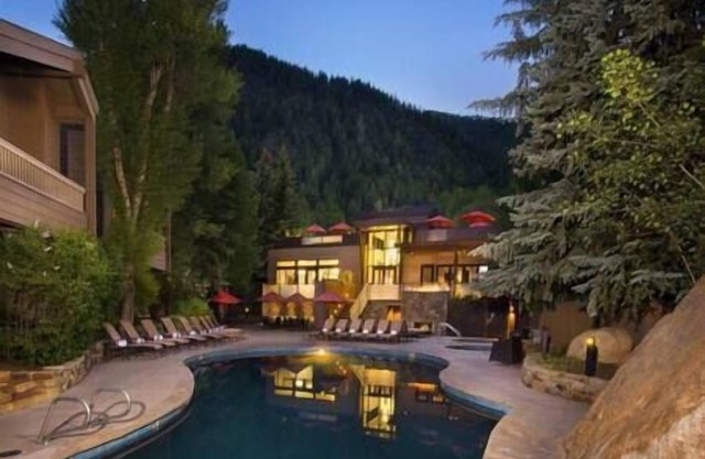 Few Blocks to the Gondola, Core, Pool-Hot Tub