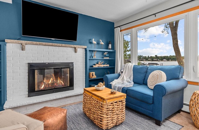 Final Summer Bash -Pier, SUP, Kayaks, Games & Fire