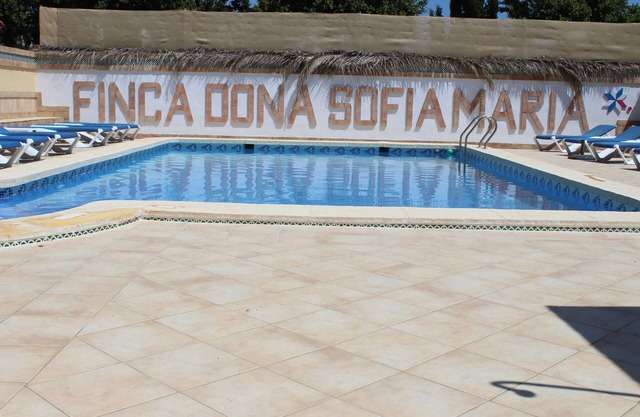 Finca Doña Sofia Maria, casa para 4 pers., piscina comun., ideal para familias