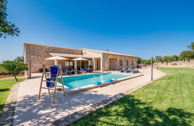 Finca Sa Canova Ariany moderna con piscina Mallorca