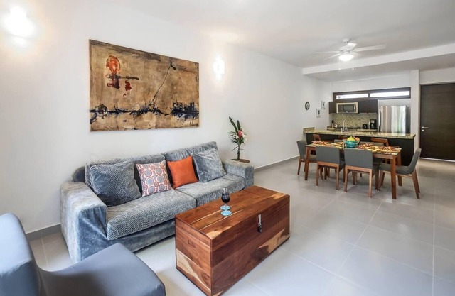 Venga a encontrar su felicidad en nuestro nuevo condominio exclusivo en Tao Residences