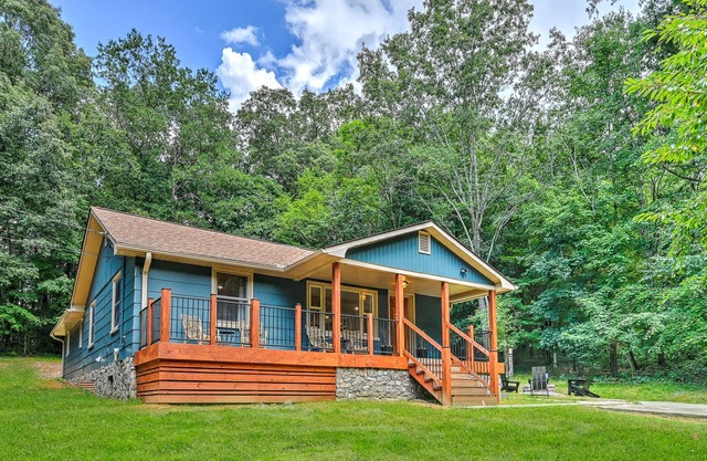 Firefly Cottage minutes from Downtown Asheville