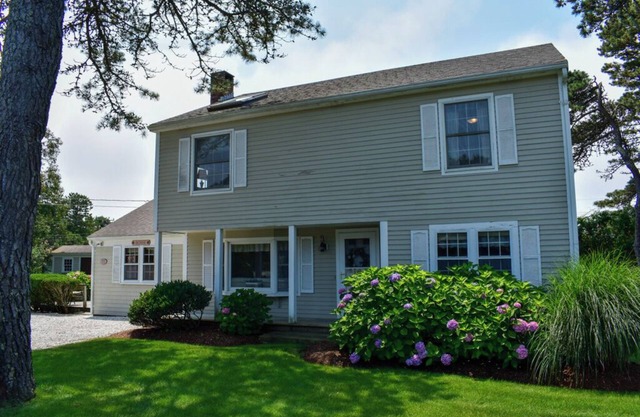 Santucket 77-Casa de cinco habitaciones a solo .3 millas de West Dennis Beach