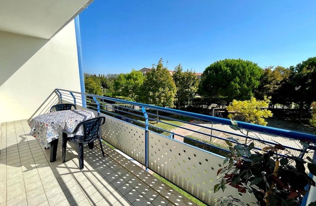 Piso en residencia con piscina compartida