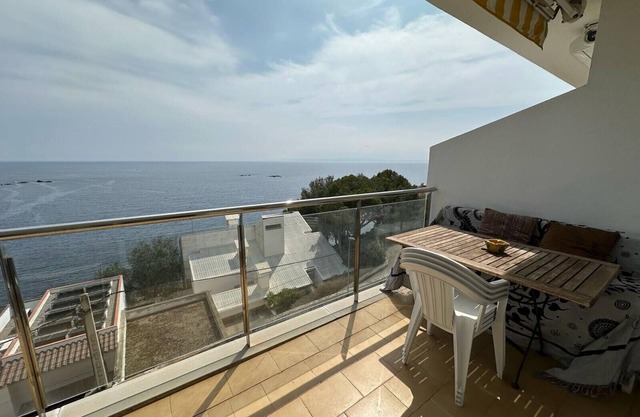 Apartamento vista mar y parking Roses AV-27