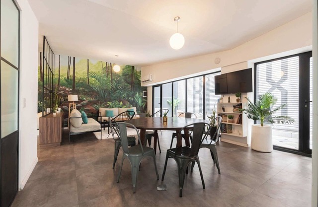 Fliphaus + Ravignani 2200 - Casa Vintage Palermo Hollywood