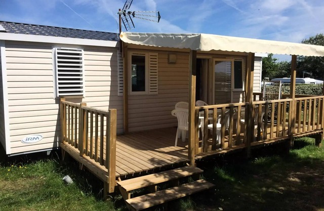 Camping La Pointe du Talud *** - casa Titania Mobile 6 Personas 4 Habitaciones