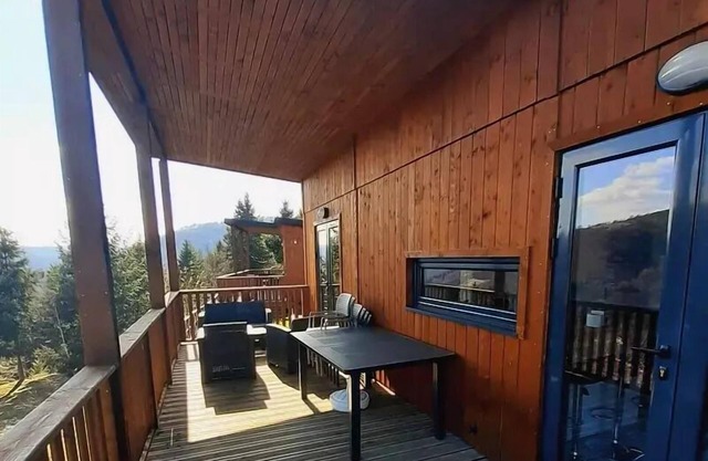 Flower Camping Le Belvédère **** - Premium BELVEDERE chalet with lake view - 3 bedrooms and 2 bathrooms 6 people