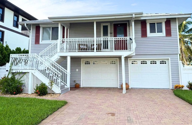 Fort Myers Beach 2 Bedroom 2 Bathroom Home