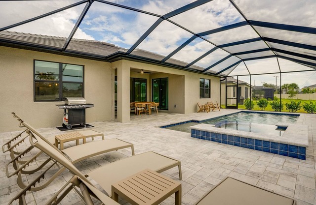 Fort Myers Oasis w/ Private Pool & Hot Tub!