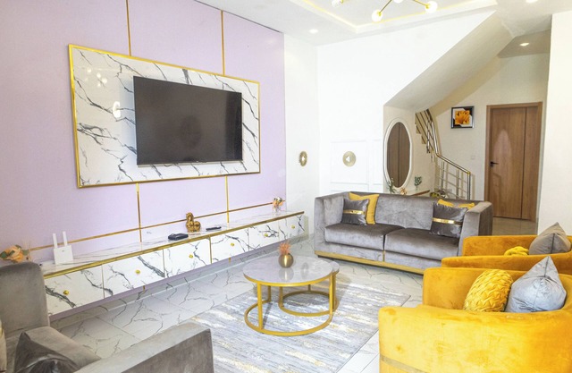 Fortified Secured 4 Bedroom House/24/7 Electricity & Pool - Lekki