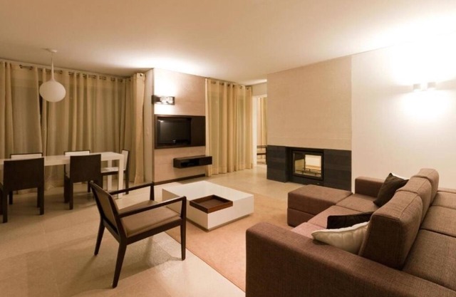 FOUR 2BR Apartments @ Beach Retreat w/ Spa, Heated Pools, Close to Sado Emotion