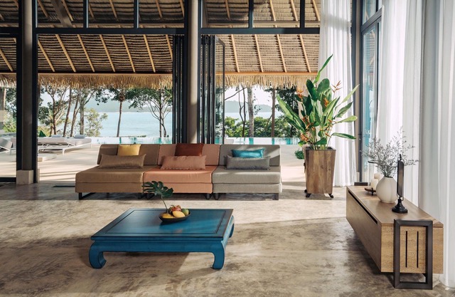 Villa de cuatro dormitorios con piscina con vista al mar en la isla de Coconut, Phuket
