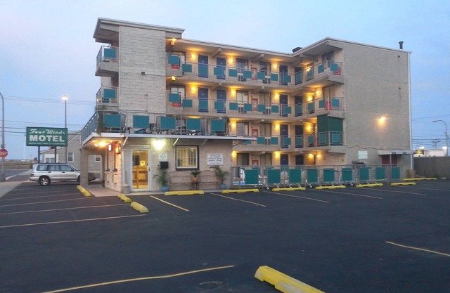 Four Winds Motel