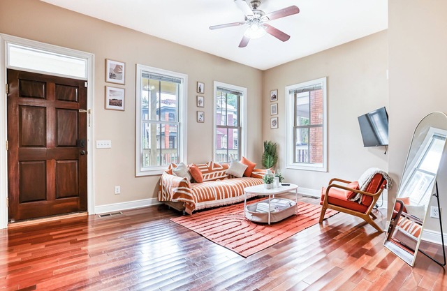 Free Early Check-In - Summer Vibes - Stylish Duplex by Forsyth Park - 14PPL