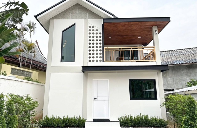 Freeda House Bang Tao Beach