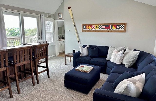 Amplio 3 habitaciones / 3 baños Independiente Townhouse w / Great Views!