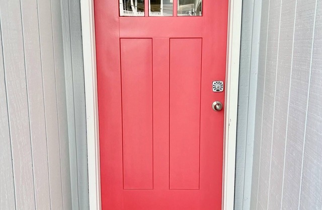 Freshly renovated Oceanside home - steps to the beach!