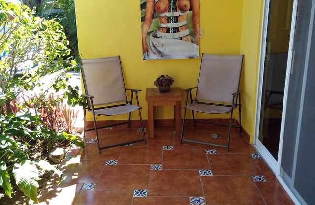 Gecko-Hermosa Condo con Terraza privada, una gran piscina, A / C y Aparcamiento