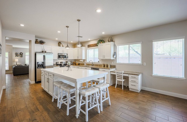 Casa completamente actualizada en el hermoso vecindario de Peoria.