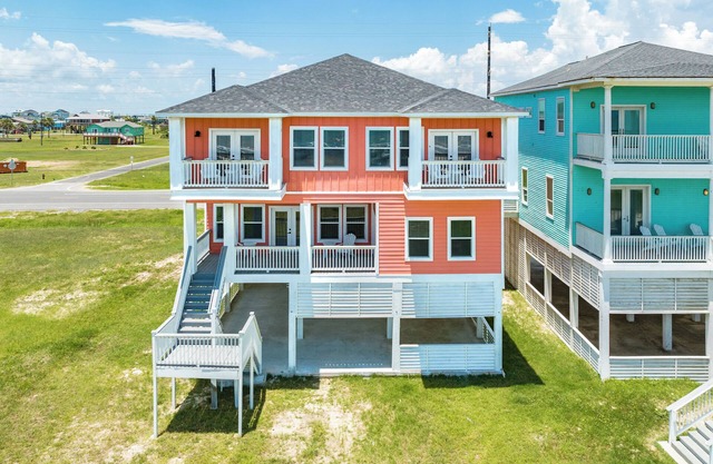 Fully Updated Beachfront Home! Dog Friendly, Designed for Relaxation & Comfort