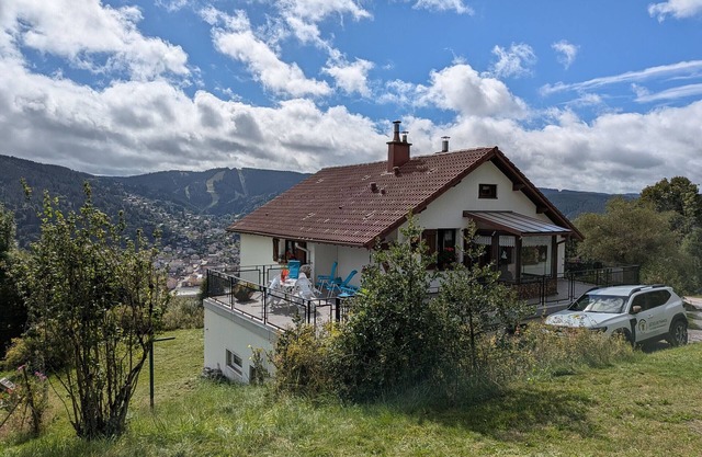 Casa funcional con terraza y vistas, Gérardmer